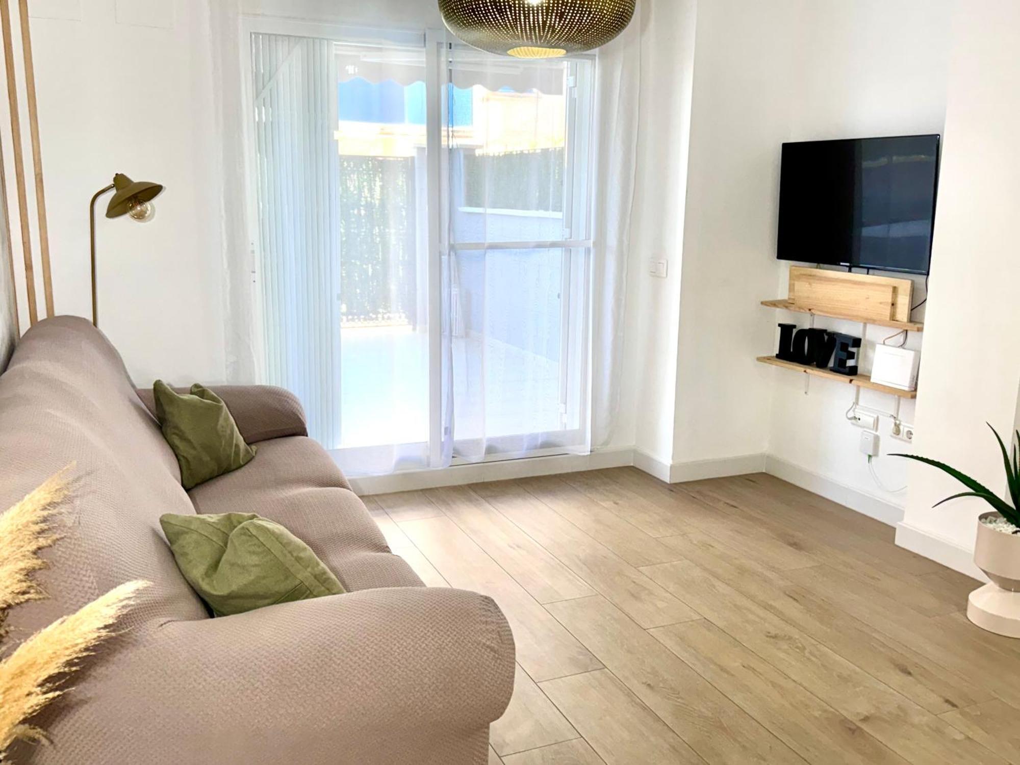 Prendisole Con Piscina Y Terraza * Dénia